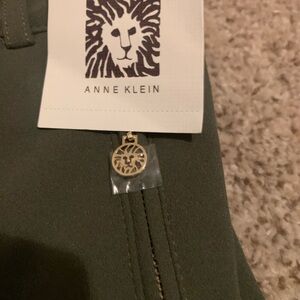 Anne Klein Olive Green Pants